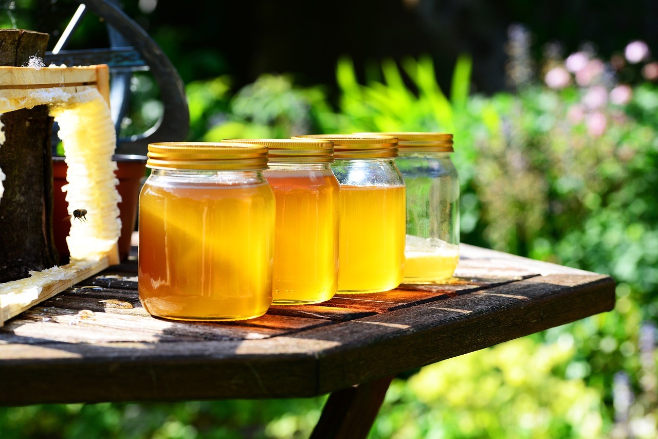 7 Surprising Honey Facts