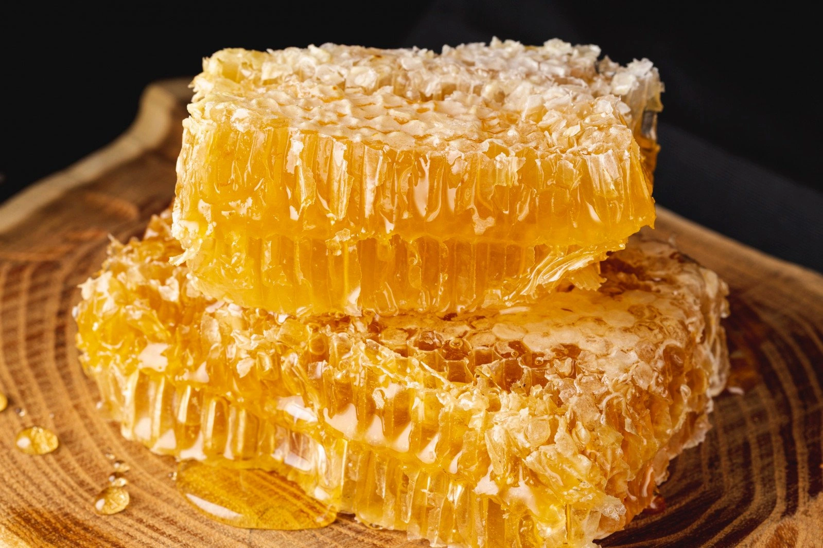 Honey Does Not Expire